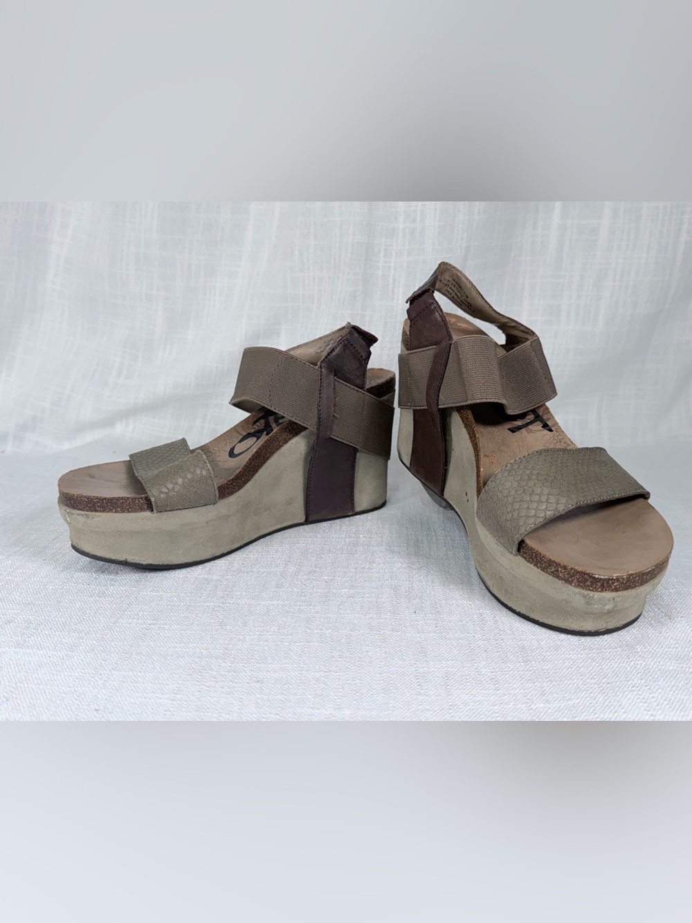 OTBT Bushnell Multi Strap Platform Wedge Sandals Size 6.5M GUC